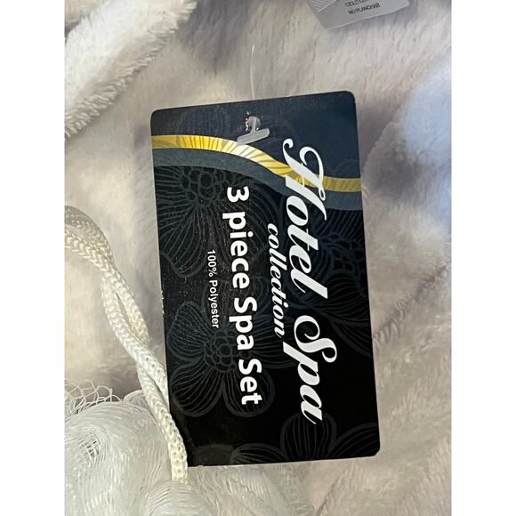 Three Piece Spa Set (White Robe, Luffa, Eye Mask) NWT - Picture 7 of 8